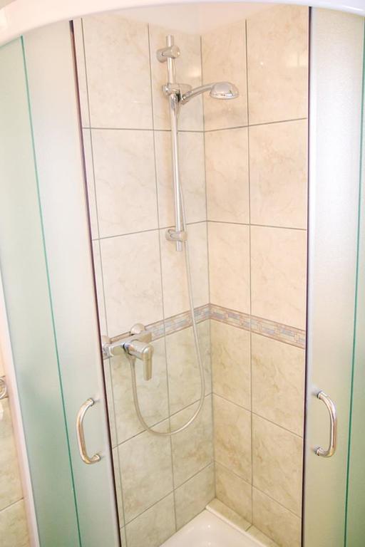 Apartments Krn Drezniske Ravne ภายนอก รูปภาพ